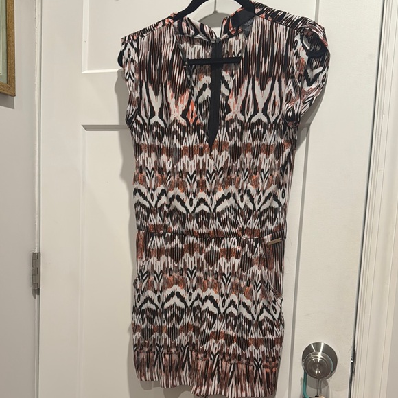 Stylish Black and White Patterned Romper - Picture 1 of 2